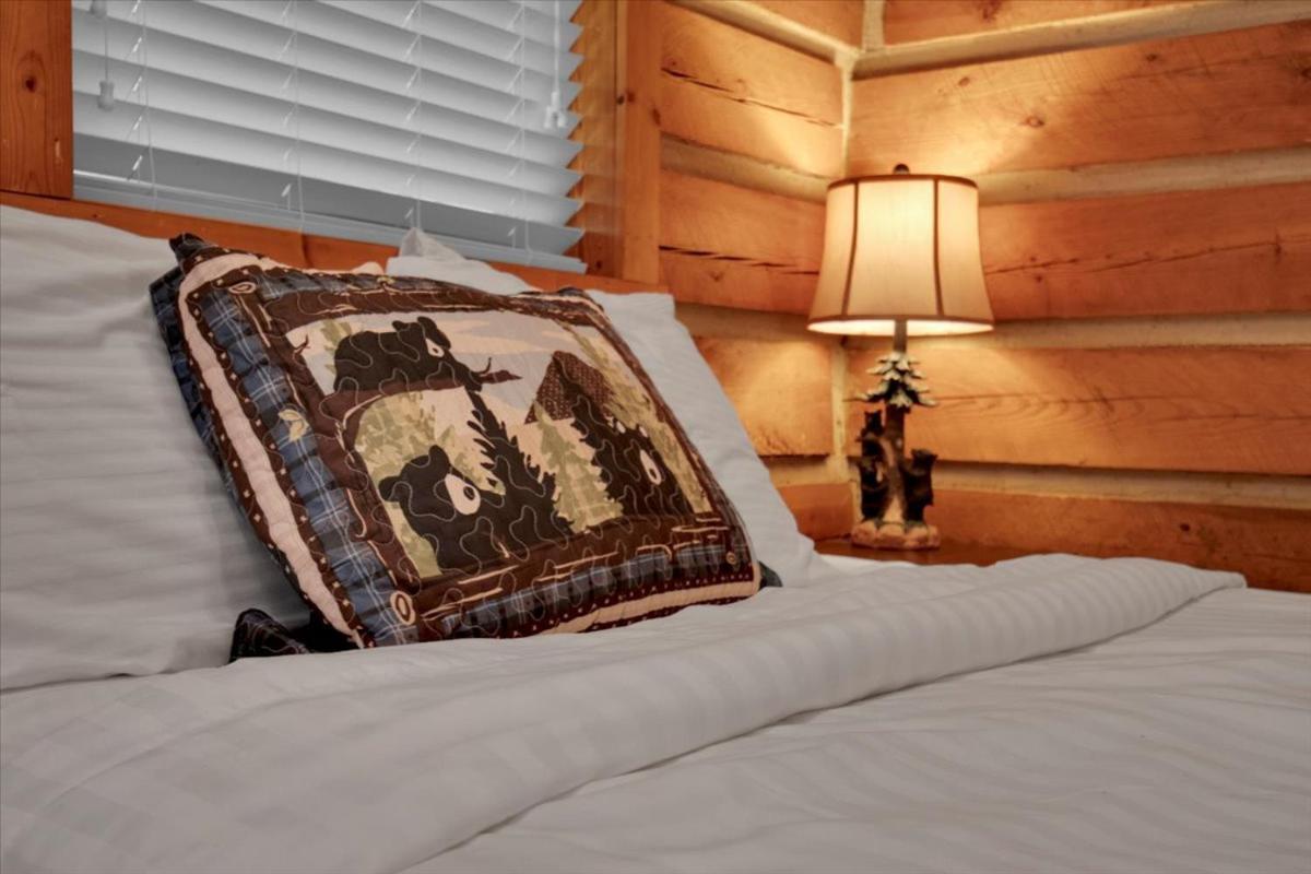Cabin Oasis Near Smoky Mountains Pigeon Forge Exterior photo
